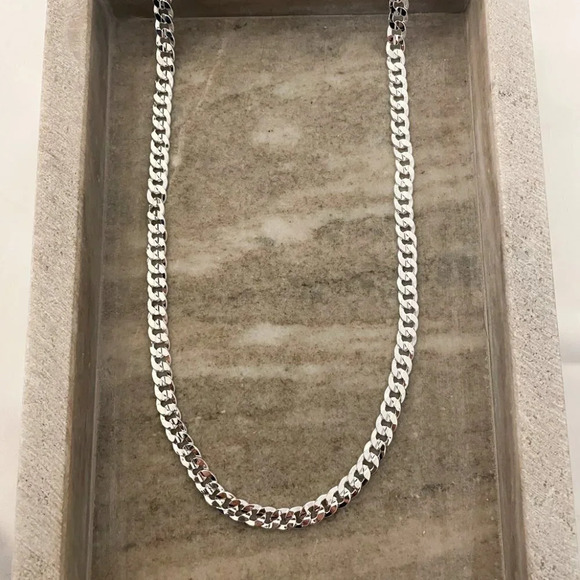 925 Sterling Silver Curb Chain Link Necklace Minimalist Stacking Layer Necklace - Picture 2 of 4